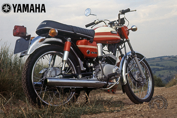 Yamaha D2-492-65-17