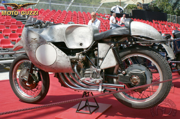 Moto Guzzi D2-492-69-06
