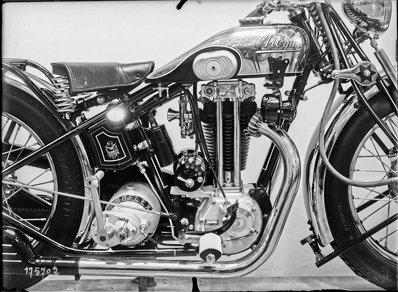 Toute l’histoire des motos à boite automatique