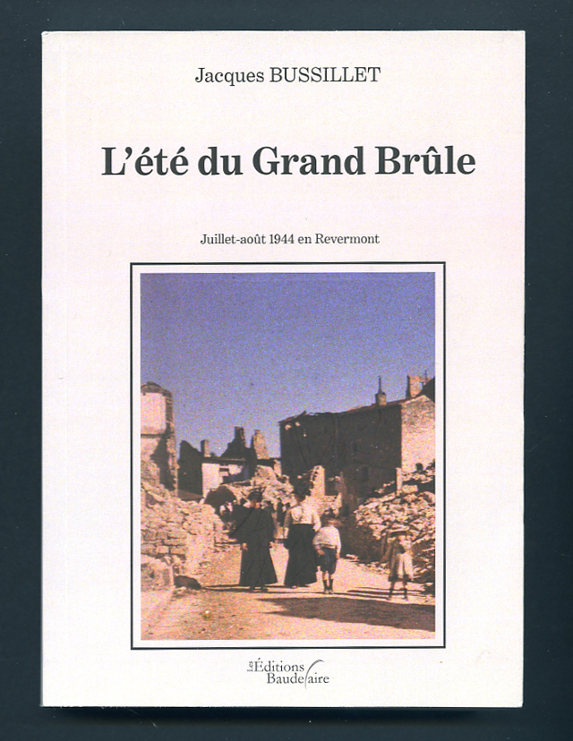 Un livre de famille jusqu'à la couverture : un autochrome du docteur Henri Bussillet.