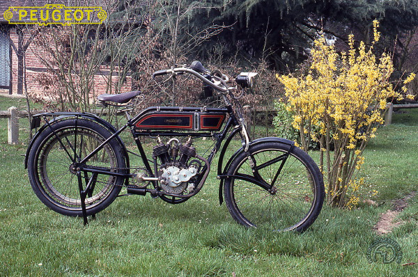 Peugeot 2 1/2 HP Paris Nice moto légère motocyclette motorrad motorcycle vintage classic classique scooter roller moto scooter