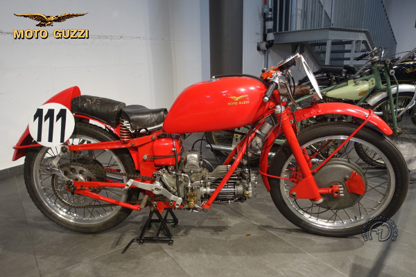 Moto Guzzi D2-492-09-12