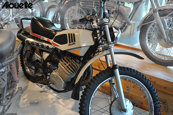 Alouette AX motocyclette motorrad motorcycle vintage classic classique scooter roller moto scooter
