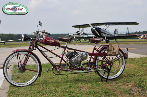 Whizzer Tandem motocyclette motorrad motorcycle vintage classic classique scooter roller moto scooter
