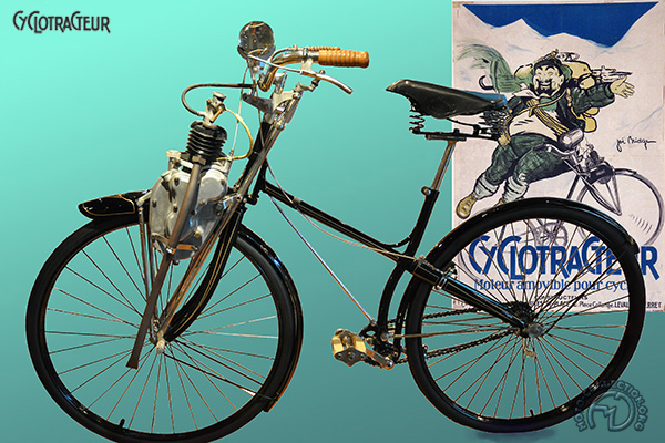 Cyclotracteur avec moteur suspendu motocyclette motorrad motorcycle vintage classic classique scooter roller moto scooter