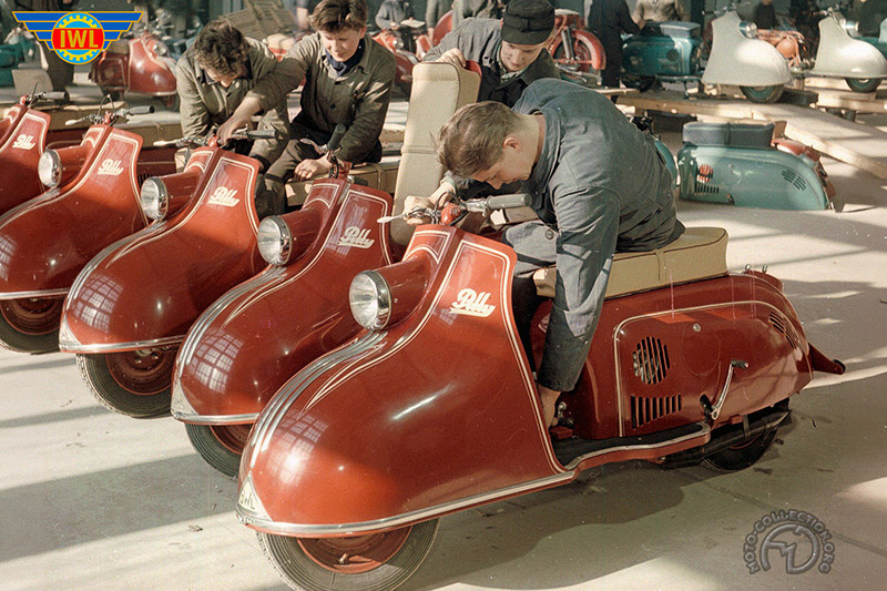 IWL Pitty motocyclette motorrad motorcycle vintage classic classique scooter roller moto scooter