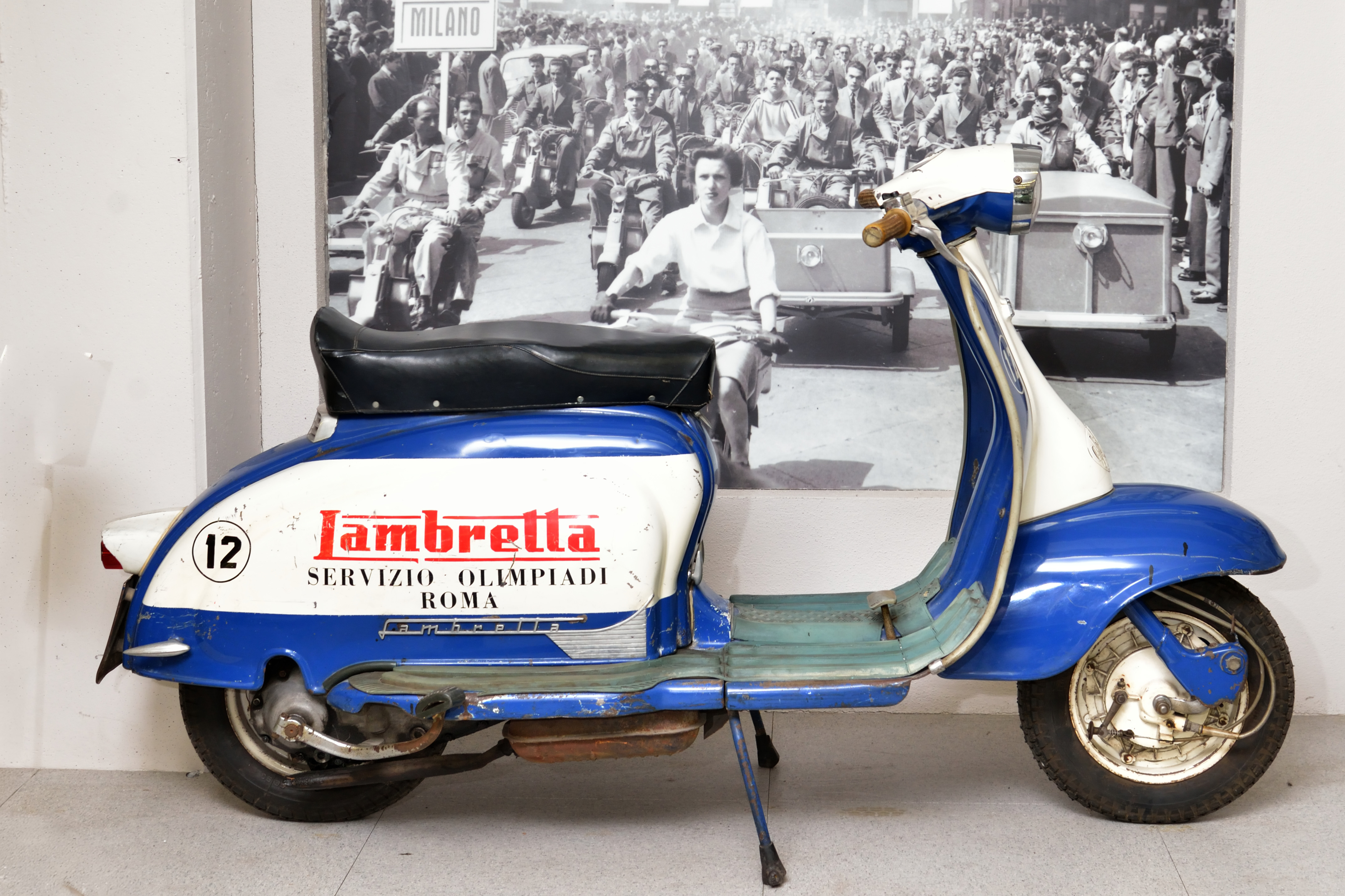 Lambretta LI 2S Olimpiadi motocyclette motorrad motorcycle vintage classic classique scooter roller moto scooter