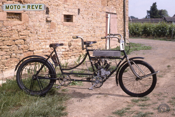 Moto Rêve type A tandem mixte motocyclette motorrad motorcycle vintage classic classique scooter roller moto scooter