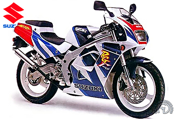 Suzuki GSF Bandit 1995 - Moto Passion - Moto Collection François-Marie DUMAS