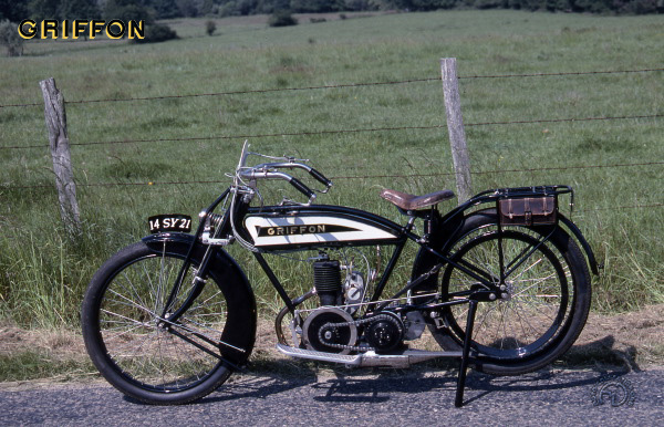 Griffon 3 HP motocyclette motorrad motorcycle vintage classic classique scooter roller moto scooter