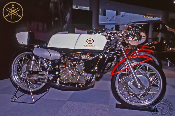 Yamaha D2-492-45-20