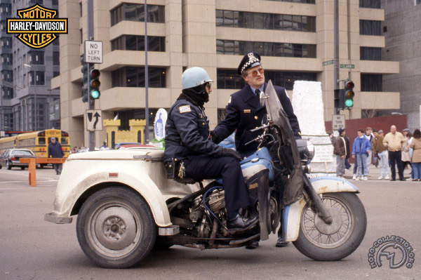 Harley Davidson GE Servicar - Police Chicago motocyclette motorrad motorcycle vintage classic classique scooter roller moto scooter