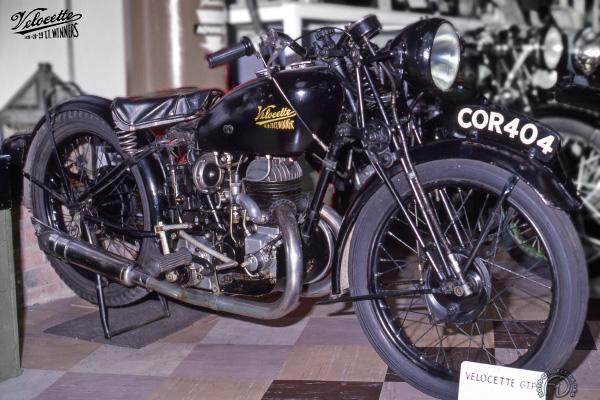 Velocette D2-492-65-16