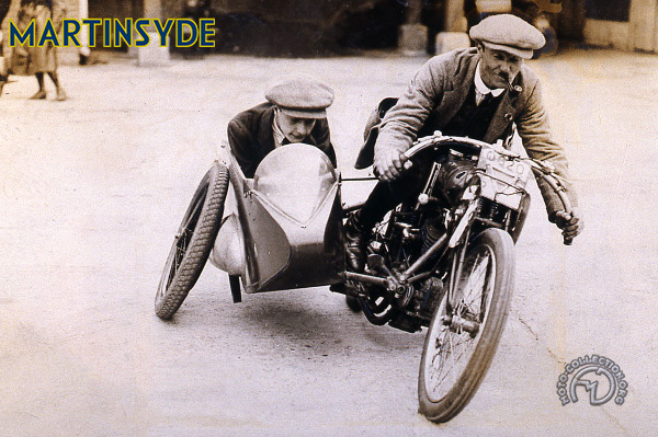 Martinsyde V-twin & side-car articulé  motocyclette motorrad motorcycle vintage classic classique scooter roller moto scooter