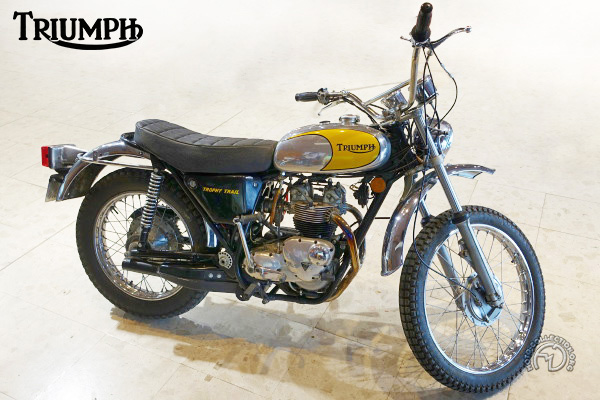 Triumph D2-492-89-02