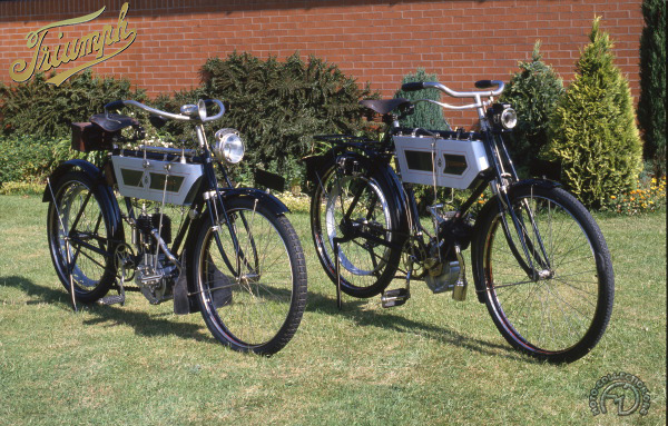 Triumph 2 1/4 HP motocyclette motorrad motorcycle vintage classic classique scooter roller moto scooter