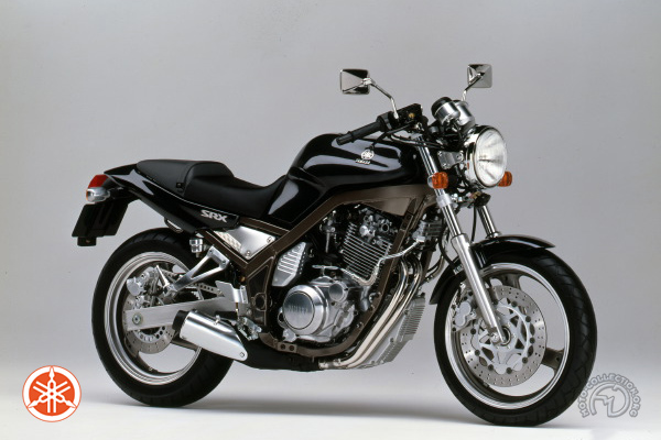 Yamaha D2-492-93-02