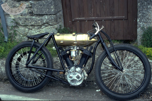 Buchet Course motocyclette motorrad motorcycle vintage classic classique scooter roller moto scooter