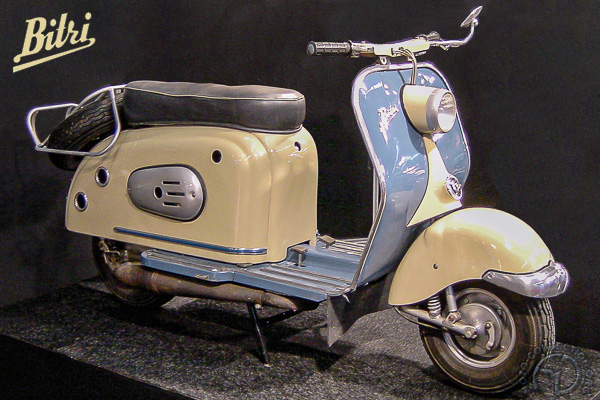 Bitri 150-4 ES Luxe motocyclette motorrad motorcycle vintage classic classique scooter roller moto scooter